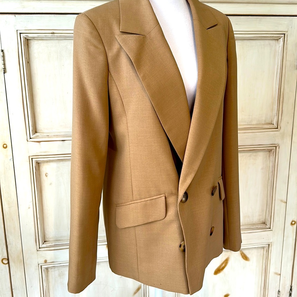 Tan lightweight blazer by River Island